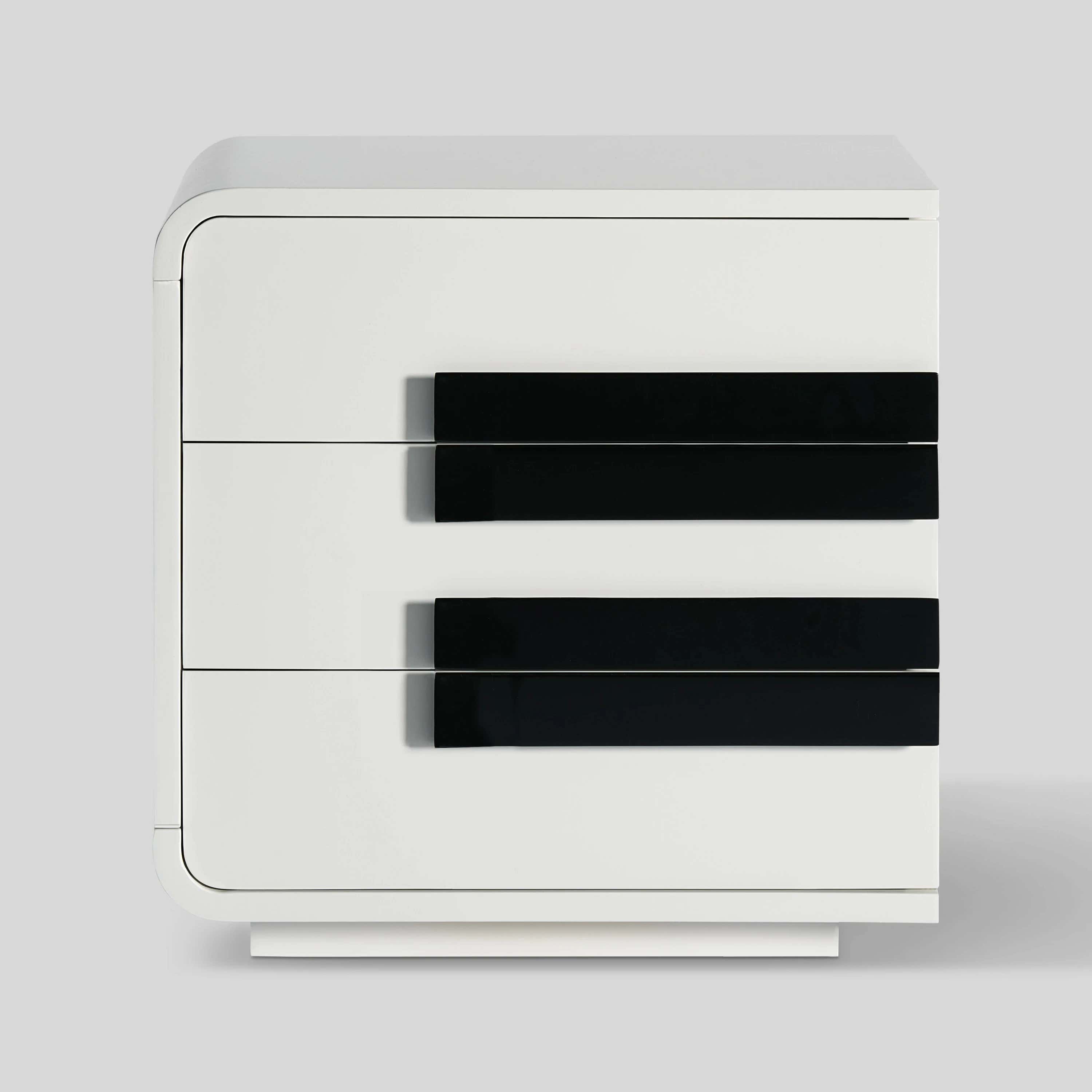 Soren Nightstand 20" W