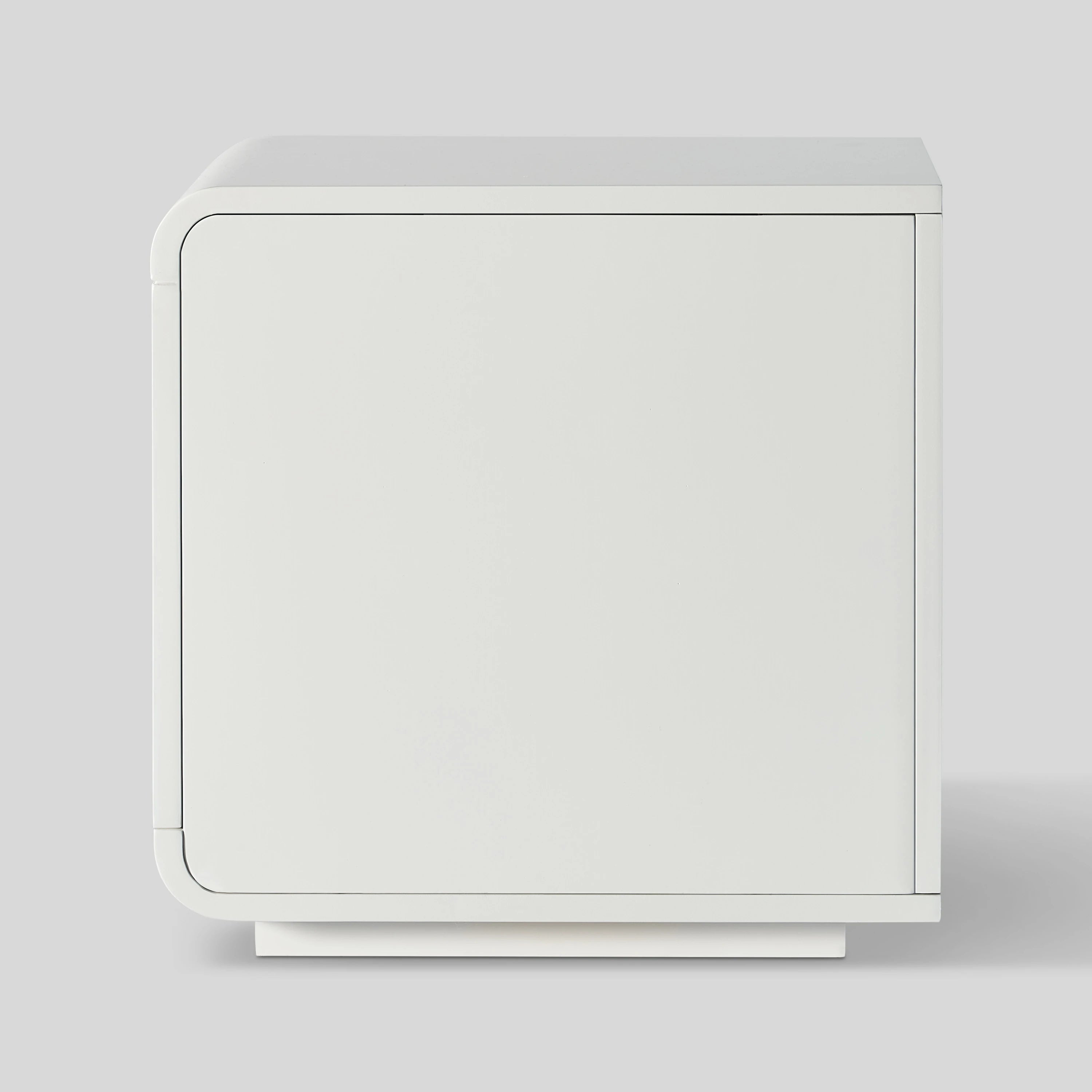 Soren Nightstand 20" W