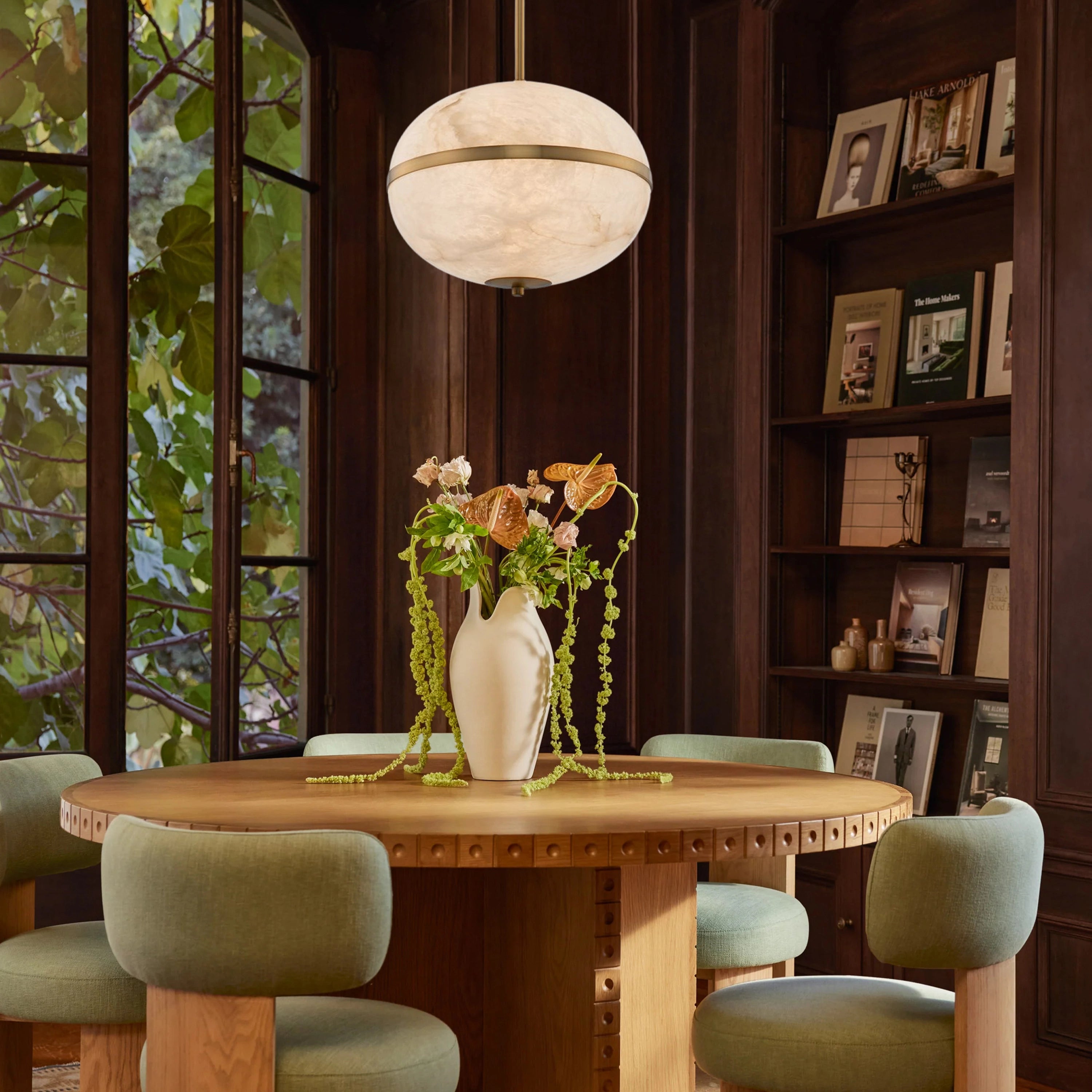 Dadaly Alabaster Small Art Canterbury LED Mini Pendant 10"