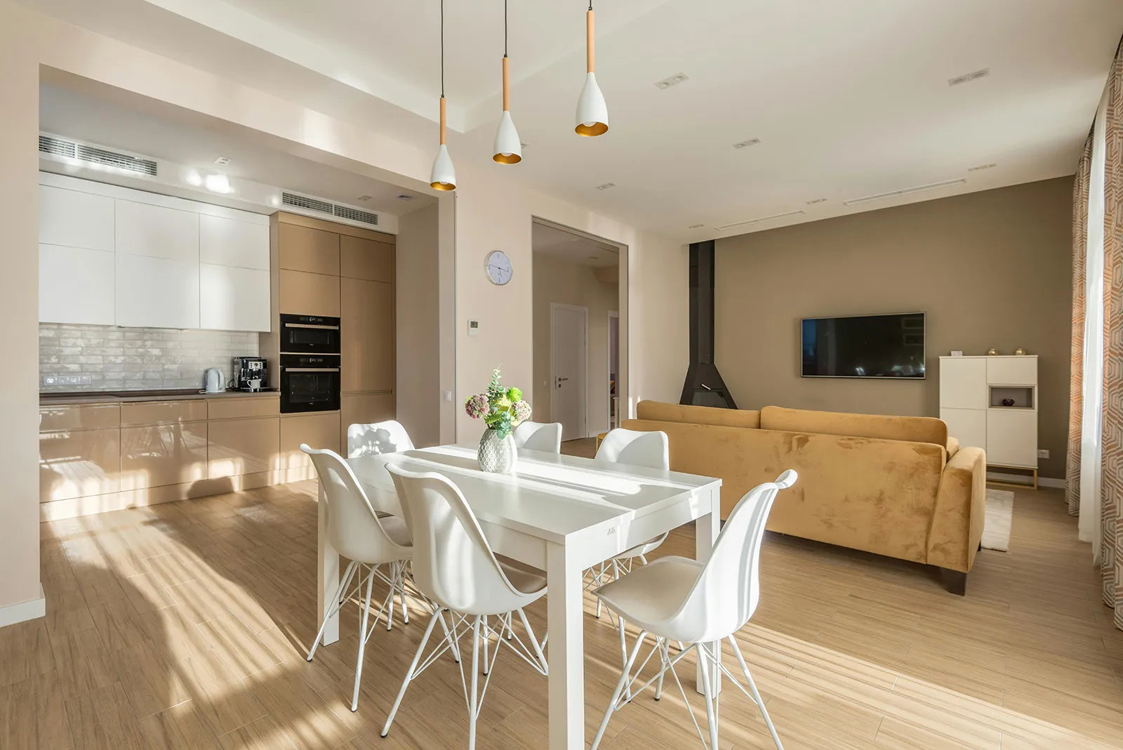 How to Choose the Perfect Dining Room Chandelier？