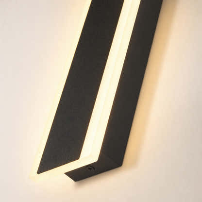 Orivelle Outdoor Wall Sconce 12"H