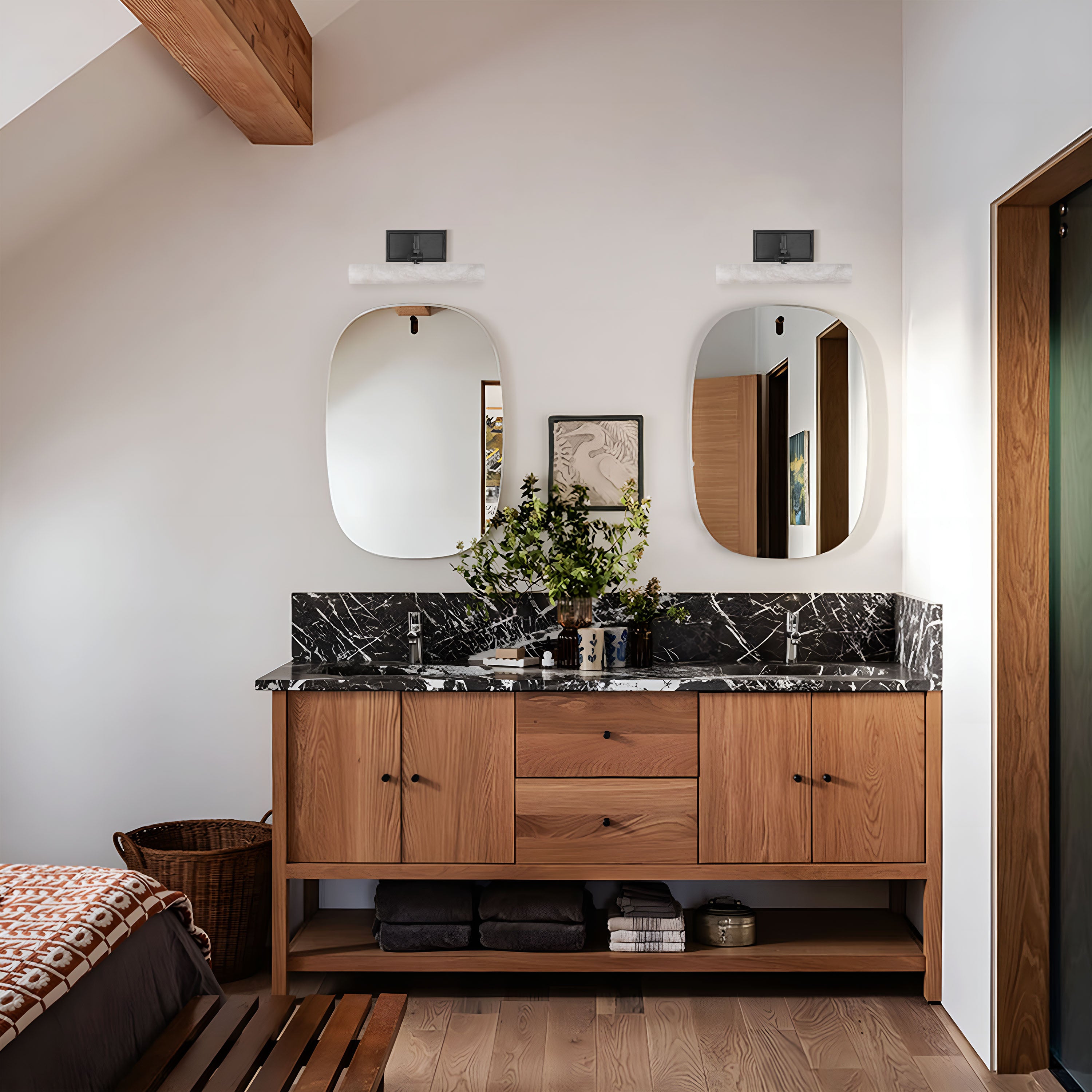 Nimbus Alabaster Picture Light 12"