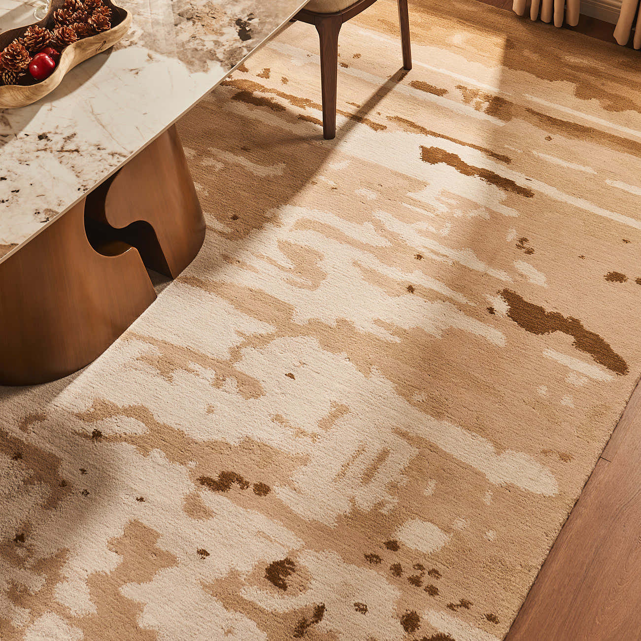 Aurelian Relief Wool-Blend Rug