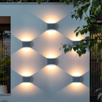 Beamweave Minimalist Outdoor Up Down Wall Light