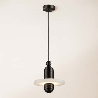 Median Mono Pendant Light