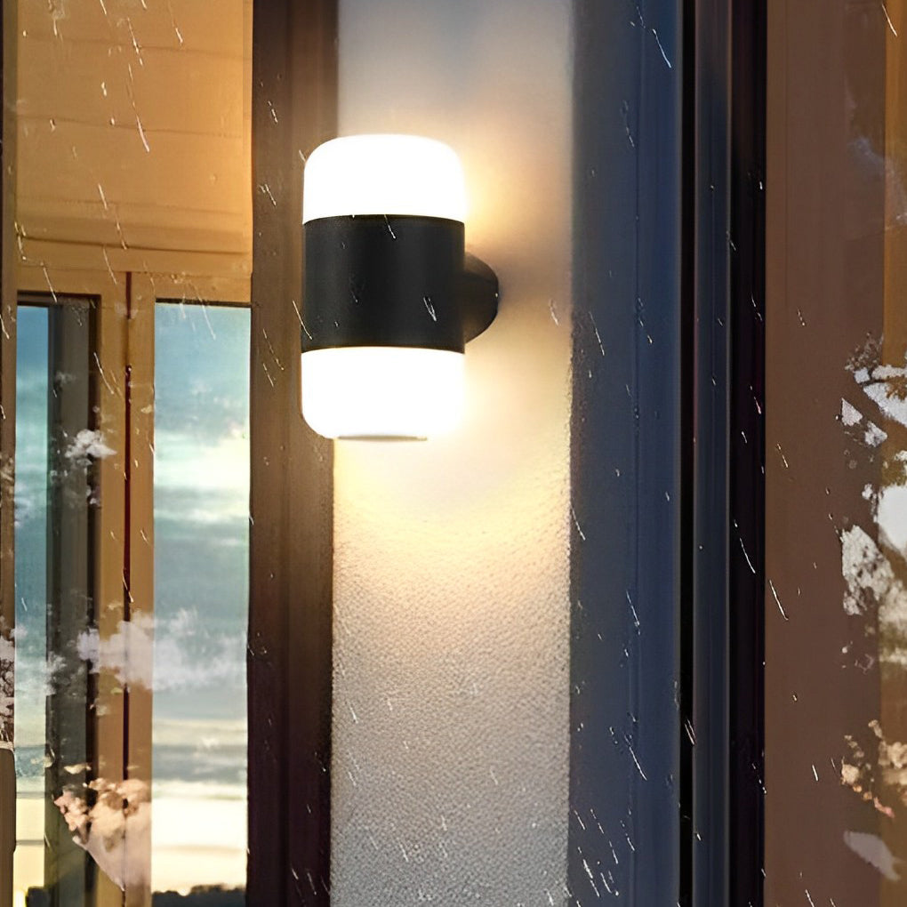 Vallumina Round Outdoor Up Down Wall Light