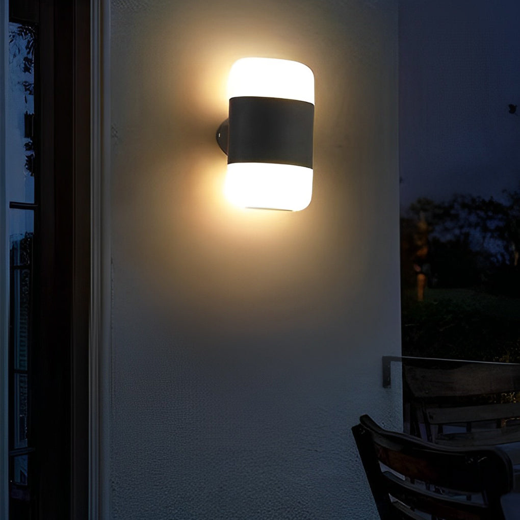 Vallumina Round Outdoor Up Down Wall Light