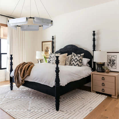 Deli Alabaster Chandelier 24″D