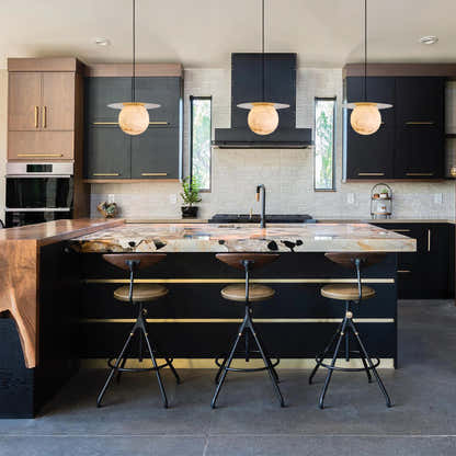 Dadaly Garfield Spanish Alabaster Small Art Bedside Pendant 10"D