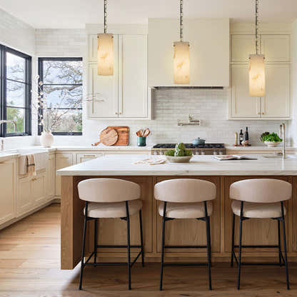 Luminare Resin Fluted Pendant 5"