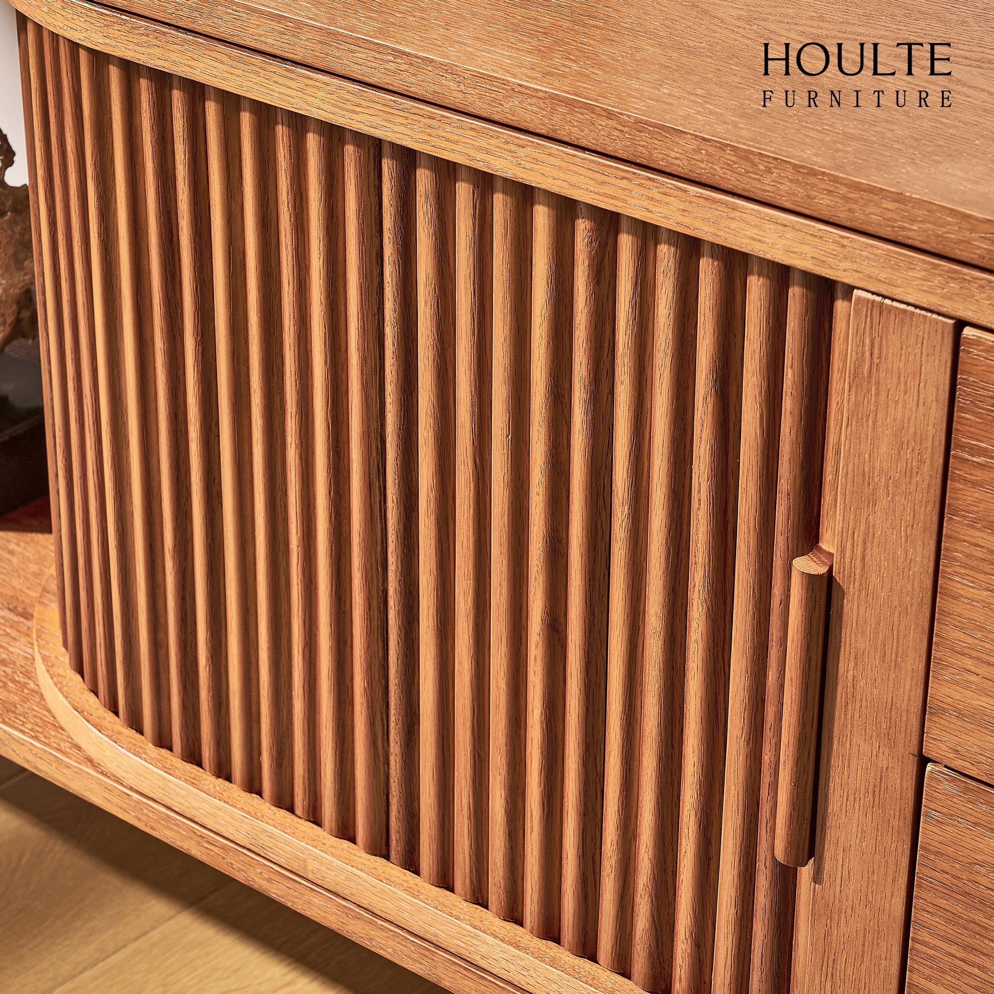 Ewan Oak Extendable Media Console 78.74" to 110.24"